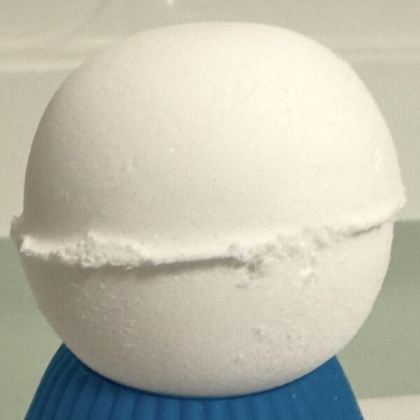 Snow Bomb - Image 3